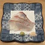 297499878 - ヒラメの刺身