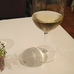 シェヌー - ペアリング　白ワイン　フランス　ソービニヨン　料理に足りない程よい酸味が料理とうまく保管されておりとても満足