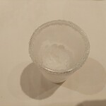 シェヌー - グラニテ　ゆずです。ふちについているのは砂糖。ソルティードッグみたいにおしゃれ。