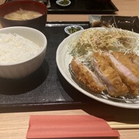 すき焼き 串カツ はるな 本町店 - 