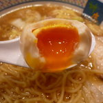 どうとんぼり神座 - ☆中は濃いめの黄身がまったりんですぅー☆