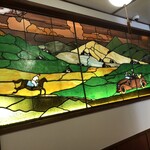 万平ホテル メインダイニングルーム - 軽井沢の近代をステンドグラスで