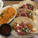 TGI FRIDAYS - チキンフィンガータコス