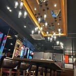 TGI FRIDAYS - 照明がおしゃれ。