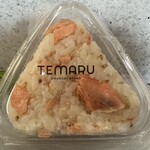 TEMARU OMUSUBI STAND - 鮭とクリームチーズのマヨおむすび