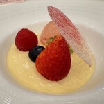 綱町三井倶楽部 - 