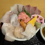 海鮮居酒屋 海源 - 海鮮丼