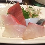 和酒bar uonoya - 刺身一人前