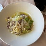 グラナータ - 岩中豚と春キャベツ新玉葱のスパゲッティ