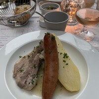 THE UPPER - 