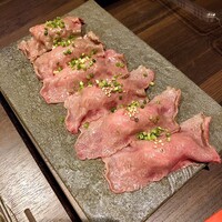 近江牛専門店 万葉 まえだ亭 - 