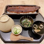 うなぎ四代目菊川 東京駅黒塀横丁店 - 