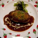 洋亭　マツタニ - 挽き肉のチーズ詰めカツレツ