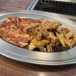 焼肉天国赤坂 - ロース　ホルモン