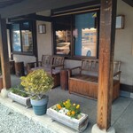 白鳥十郎そば本舗 - 待合所