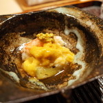 神楽坂 石かわ - 先付 岩手の生雲丹 毛蟹 焼茄子