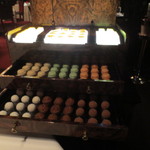 銀座 レカン - 宝石箱。マカロンやゼリーなどをお持ち帰りしました。