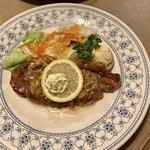 サングリア - 料理：ミニッツステーキ