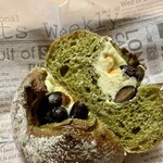 メゾン ムラタ - 黒豆抹茶クリームチーズ ¥290