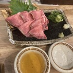 元祖牛タン串 あだち屋 - 