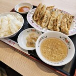 餃子の王将 - 料理写真: