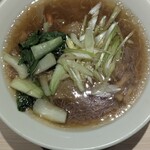 鼎泰豐 新宿店 - かには見えませんが、スープには蟹の香ばしい香りと、細かなほぐし身が