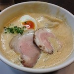 ラーメン家 みつ葉 - 豚CHIKIしょうゆラーメン麺(1.5玉) 750円