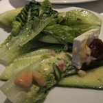 Orchids - ロメインレタスのグリルサラダ
       フェタチーズとトマトチャツネ、キュウリ添え、レモンとオレガノのドレッシング