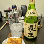 tell me キッチン - 黒糖焼酎『三年寝太蔵』オンザロック