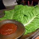 焼肉マル - ☆チシャ菜もオーダー☆