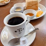 珈琲屋 桜さくら - 珈琲(HOT)　490円／スペシャルセット　390円