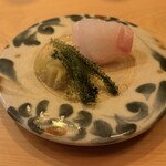 島ノ飯 みなもと - お造り(お任せ) 1品目：熟成白身 1480円/3品