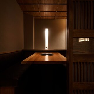 人目を気にせず過ごす個室は、上質なプライベート空間