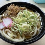 ぷらっとぴっと 7・8番ホーム - かしわうどん(500円)