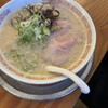 博多豚骨ラーメン 六助