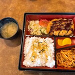 COFFEE BIRDIE - ミンチカツ定食