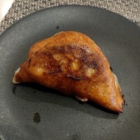 Chinese Restaurant 晴華 - クルミ豚を使った餃子