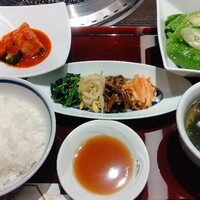 叙々苑 新宿小田急ハルク店 - 焼肉ランチ