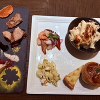 ブッフェアンドカフェ スロープサイドダイナー ザクロ - 