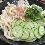 肉汁うどん 森製麺所 - 爽やかな盛り付け♡