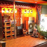 春日 - お店の外観です