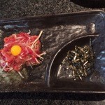 焼肉食べ放題 感激どんどん - ユッケ