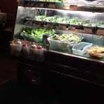 焼肉食べ放題 感激どんどん - サラダ・ケーキ・デザートバー