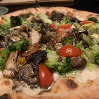 800°DEGREES ARTISAN PIZZERIA - 