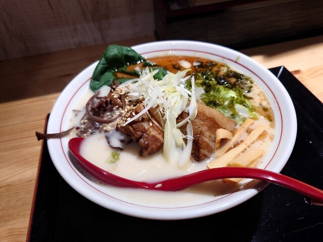 Noodle&Kitchen わ～るど - 帯広（ラーメン）の写真