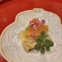 馬車道 大かわ - うるい　赤貝　ふきのとう味噌