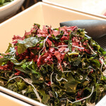 ピッツェリア アモリーノ - オリジナルのサラダセットでお召し上がりください。