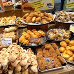 どんぐり - メニュー陳列棚