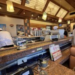 海鮮アトム 大和田エルパ店 - 店内 テーブル席より