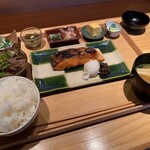 はちマル食堂 - 